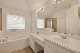 2604 Hidden Creek Dr, Pearland, TX 77581 - Photo 21