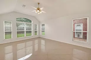 2604 Hidden Creek Dr, Pearland, TX 77581 - Photo 19