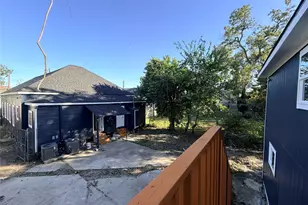 2209 Gano St, Houston, TX 77009 - Photo 3