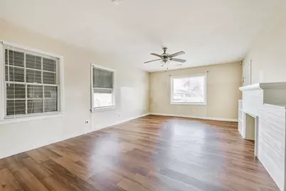 711 N 8th Ave, Texas City, TX 77590 - Photo 3