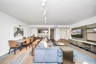 1300 Lamar St, Houston, TX 77010 - Photo 11