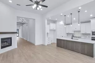 207 Silver Sage Ct, Conroe, TX 77304 - Photo 5