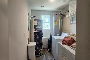 1010 Cedar Point Dr, Livingston, TX 77351 - Photo 17