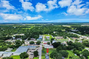 1909 Brooks Ave, Rosenberg, TX 77471 - Photo 13