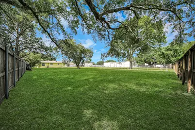 1909 Brooks Avenue, Rosenberg, TX 77471 - Photo 43