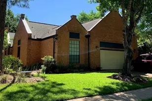 1142 Misty Lake Dr, Sugar Land, TX 77498 - Photo 1