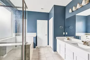 15334 Rosehill Summit Ln, Houston, TX 77044 - Photo 17