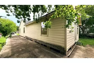 2327 2nd Ave, Port Arthur, TX 77642 - Photo 9