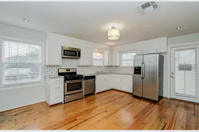4706 Fisk Street, Houston, TX 77009 - Photo 17