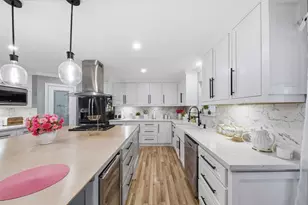 321 Reid St, Houston, TX 77022 - Photo 13