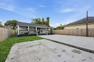 321 Reid St, Houston, TX 77022 - Photo 31