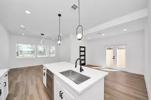 8106 Locksley St, Houston, TX 77078 - Photo 21
