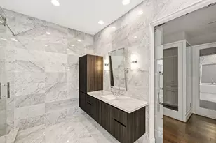 11119 Savannah Oaks Ln, Houston, TX 77043 - Photo 31