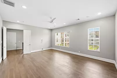 11119 Savannah Oaks Lane, Houston, TX 77043 - Photo 25