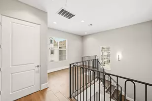 11119 Savannah Oaks Ln, Houston, TX 77043 - Photo 39