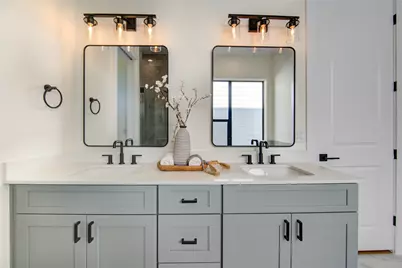 6131 Pacific Forest Drive, Houston, TX 77091 - Photo 35
