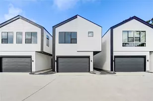 6131 Pacific Frst Dr, Houston, TX 77091 - Photo 3