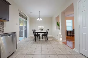 8050 Montague Manor Ln, Houston, TX 77072 - Photo 7