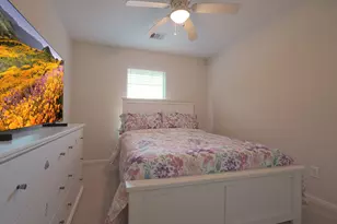 8050 Montague Manor Ln, Houston, TX 77072 - Photo 11