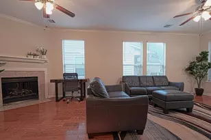8050 Montague Manor Ln, Houston, TX 77072 - Photo 3