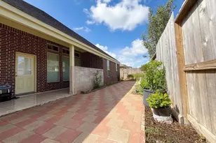 2818 Krenek Ct, Rosenberg, TX 77471 - Photo 23