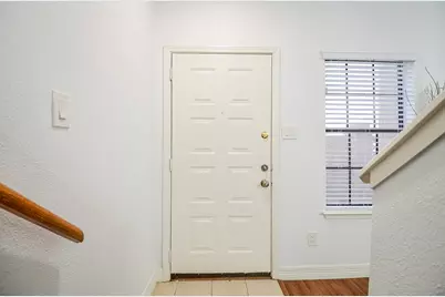 9850 Pagewood Lane #1403, Houston, TX 77042 - Photo 17