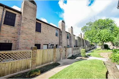 9850 Pagewood Lane #1403, Houston, TX 77042 - Photo 1