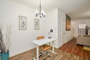 9850 Pagewood Ln, Houston, TX 77042 - Photo 9