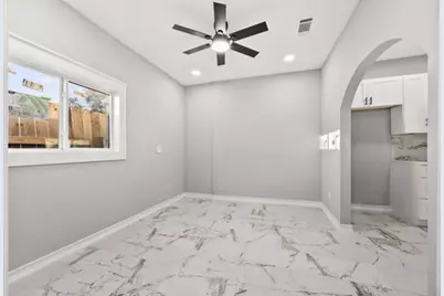 10206 Norvic Street, Houston, TX 77029 - Photo 9