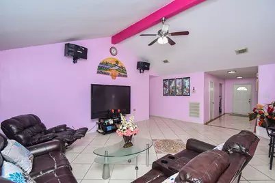 7926 Westington Lane, Houston, TX 77040 - Photo 11