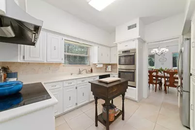 2 Noontide Circle, The Woodlands, TX 77380 - Photo 7