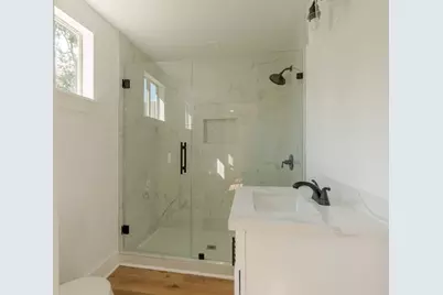 6802 Eastwood Street, Houston, TX 77021 - Photo 9