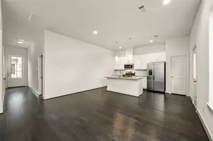 9448 Kerrwood Ln, Houston, TX 77080 - Photo 3