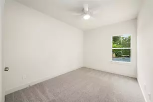 9448 Kerrwood Ln, Houston, TX 77080 - Photo 15