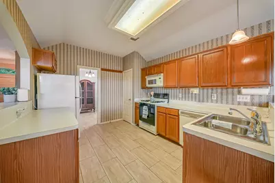 13623 Sablerun Lane, Houston, TX 77014 - Photo 9