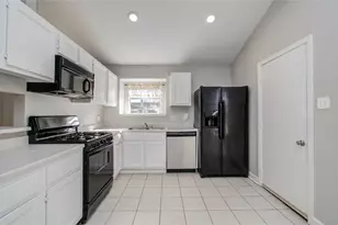 2536 Knoxville Dr, League City, TX 77573 - Photo 11