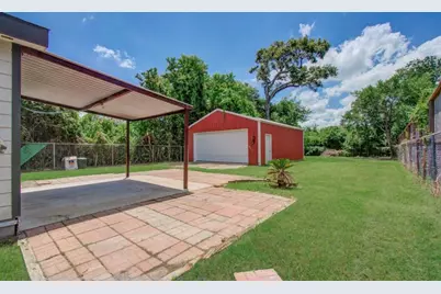 1007 San Jacinto Street, Highlands, TX 77562 - Photo 13