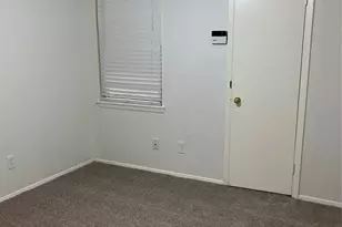 12110 Braewick Dr, Houston, TX 77035 - Photo 9