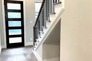 803 Thornton Rd, Houston, TX 77018 - Photo 7