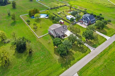 2819 Pearce Meadow, Rosharon, TX 77583 - Photo 7