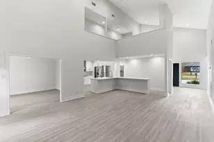 13811 Menasco Ct, Houston, TX 77077 - Photo 9
