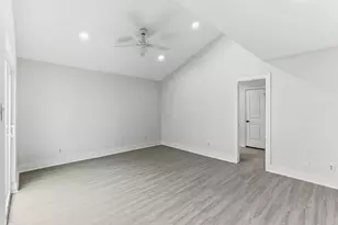 13811 Menasco Ct, Houston, TX 77077 - Photo 29