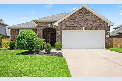 135 Rio Grande Drive, Baytown, TX 77523 - Photo 1