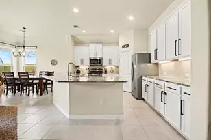135 Rio Grande Dr, Baytown, TX 77523 - Photo 5