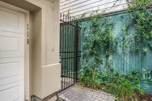 119 Dennis St, Houston, TX 77006 - Photo 31