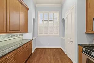 119 Dennis St, Houston, TX 77006 - Photo 11