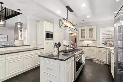 1215 Maple Bough Court, Sugar Land, TX 77479 - Photo 17