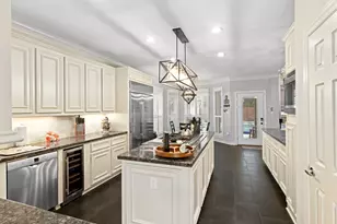 1215 Maple Bough Ct, Sugar Land, TX 77479 - Photo 15