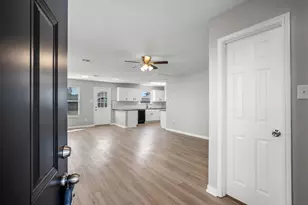 29022 W Pecos River Ct, Spring, TX 77386 - Photo 3