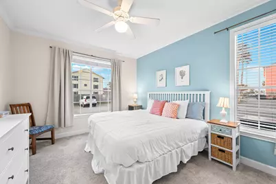 7000 Seawall Boulevard #811, Galveston, TX 77551 - Photo 23